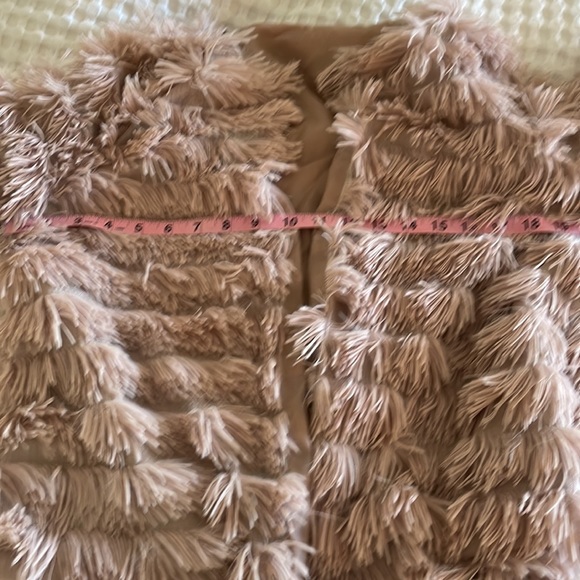 Ruffle me up lightweight jacket - Picture 5 of 6